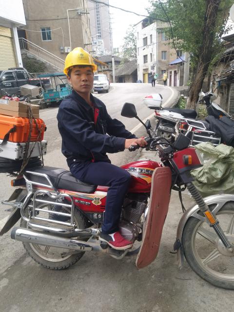 昌   哥