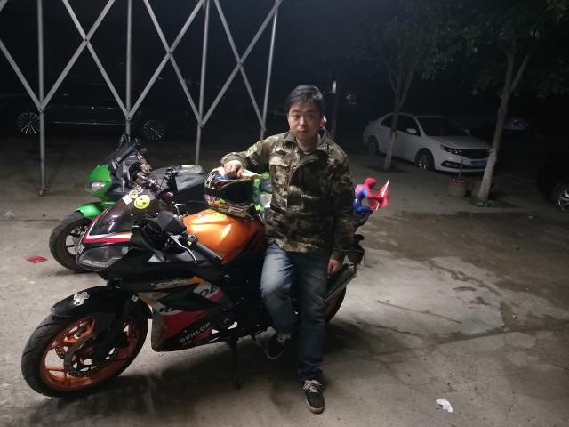 石门老兵机车