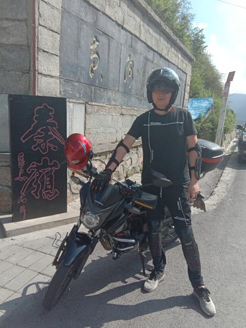 黄哥