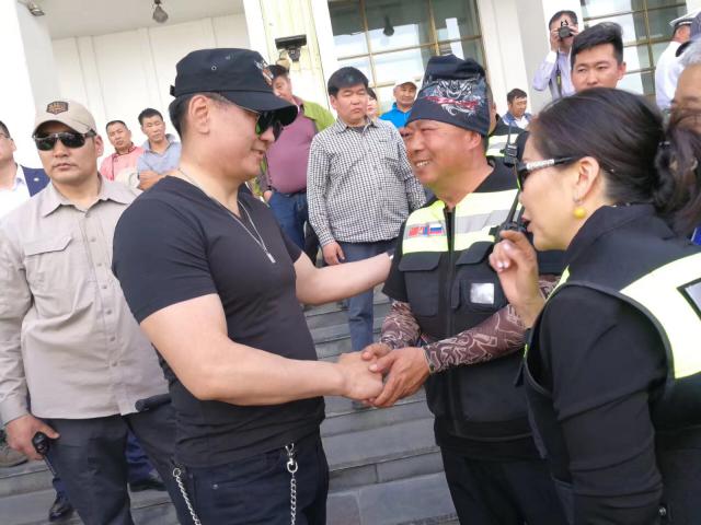 受蒙古国总理接见
