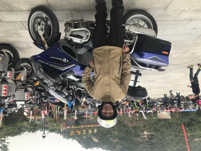 李朋